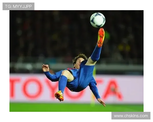 足球明星精彩射门瞬间全景解析与图文展示